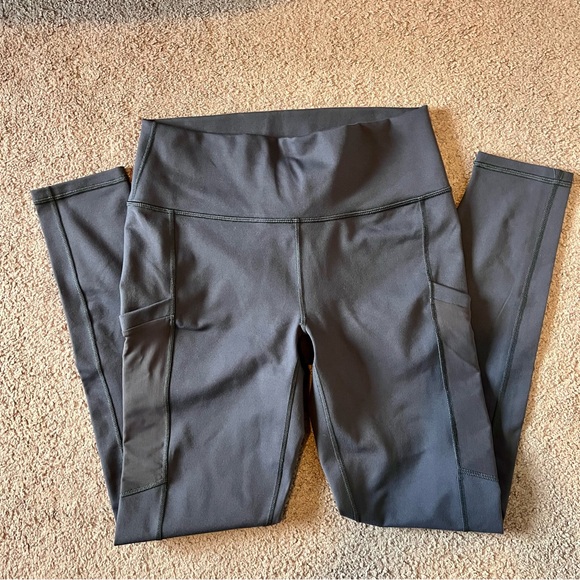 NWT Fabletics Leggings - Picture 3 of 9